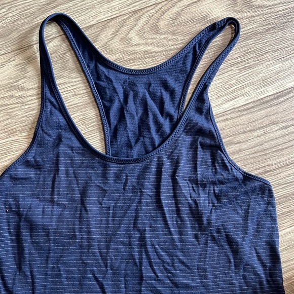 Women’s LULULEMON Lightweight Blue Racer Back Thin Strap Athletic Tank - Picture 3 of 11